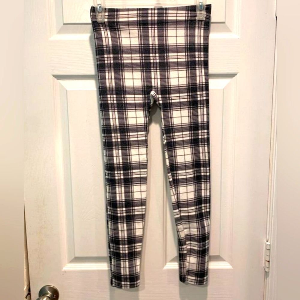 Memoi Leggings, Women's sz M/L. Black & White